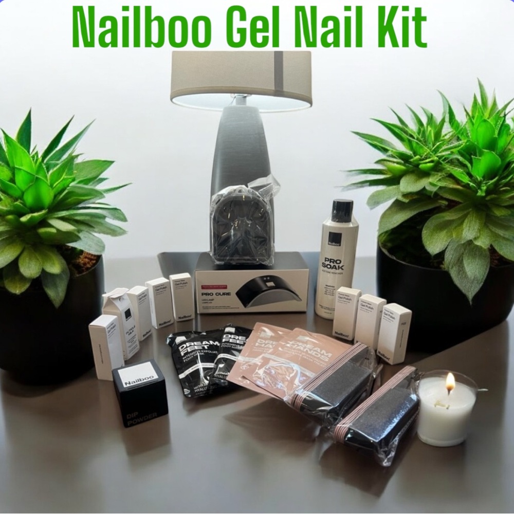 Nailboo Gel Nails Starter Kit NWT